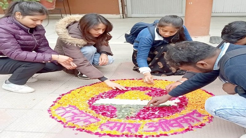 St Soldier News: सेंट सोल्जर मैनेजमेंट एंड टेक्निकल इंस्टीट्यूट में मनाया गया राष्ट्रीय मतदाता दिवस