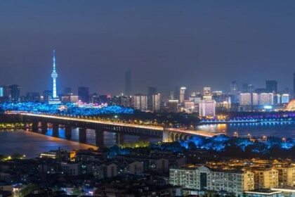 कोरोना फ्री हुआ चीन का वुहान शहर, इसी सिटी से दुनिया भर में फैला है कोविड-19 का संक्रमण, पढ़ें