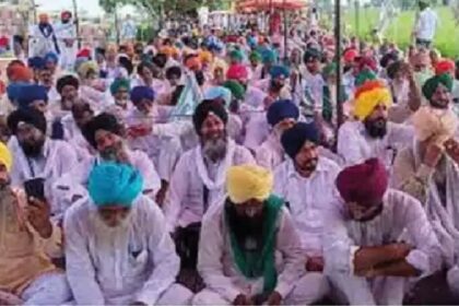 Punjab News: फिरोजपुर में शराब फैक्ट्री के बाहर धरना जारी, कृषि मंत्री ने सुनी किसानों की मांगे