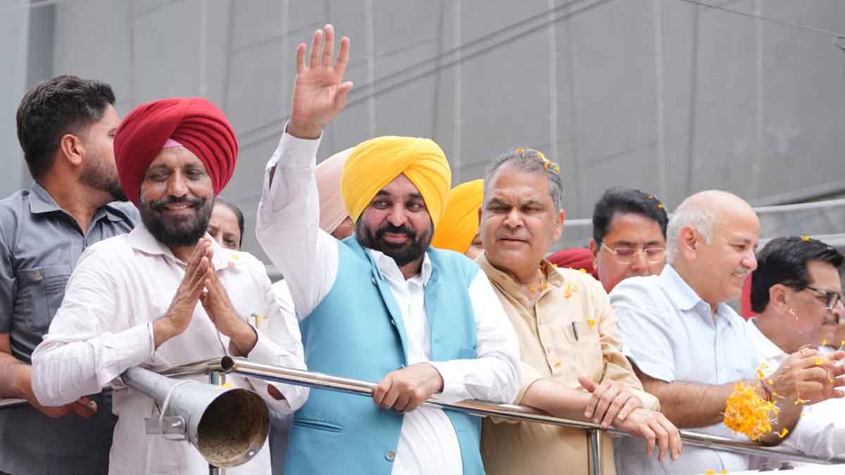 Ludhiana by Election: लुधियाना में AAP का ‘विजय’ रोड शो, काम की राजनीति को वोट देने के लिए दिल से शुक्रिया