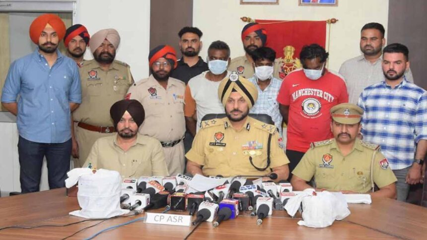 Drug smugglers including a woman arrested with heroin in Amritsar