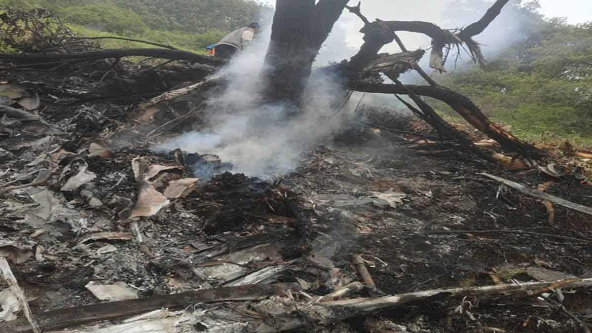 Helicopter returning from Kedarnath crashes between Gaurikund and Sonprayag