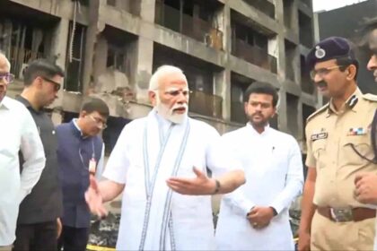 PM narendra Modi in Ahmedabad