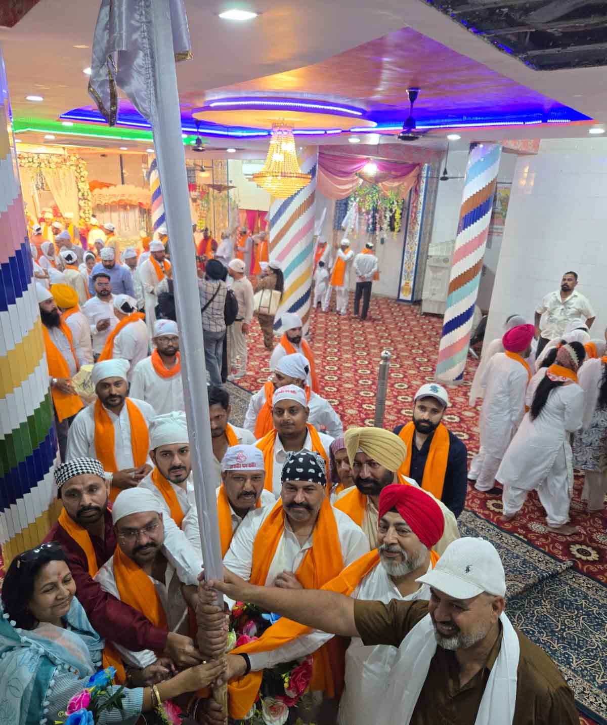 पूर्व सांसद सुशील रिंकू की अगुवाई में सतगुरु कबीर साहिब के 627वें प्रकाश पर्व के उपलक्ष्य में निकाली गई शोभायात्रा