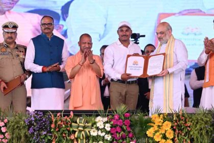 Yogi Adityanath and Amit Shah in UP NEws