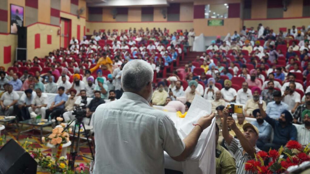 Punjab News: श्री गुरु तेग़ बहादुर जी के 350वें शहादत दिवस को समर्पित हर ज़िले में 3.50 लाख पौधे लगाए जाएंगे- मंत्री लाल चंद कटारूचक्क