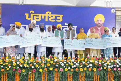 CM Targeted the opposition parties for misleading people