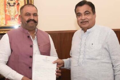 Sushil Rinku with Nitin Gadkari