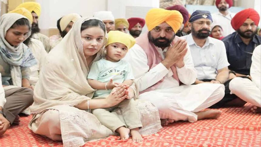 CM Pays Obeisance at Gurudwara Sri Katalgarh Sahib