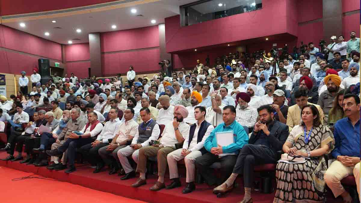 CM and Arvind Kejriwal Launch 24 Sector-Wise Committees News