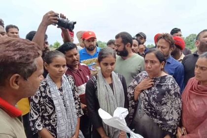 कैबिनेट मंत्री बलजीत कौर ने फाज़िल्का पहुंचकर राहत सामग्री वितरित किया