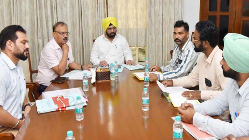 Power Minister meets various unions
