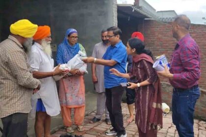 मुख्य सचिव K.A.P. सिन्हा ने बाढ़ प्रभावित इलाके का किया दौरा, कहा- हर नुकसान का मुआवज़ा दिया जाएगा