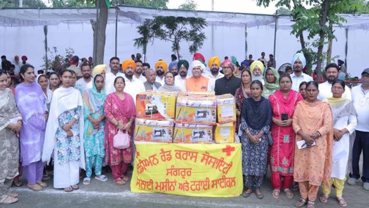 Sanjeev Arora hoisted the Flag