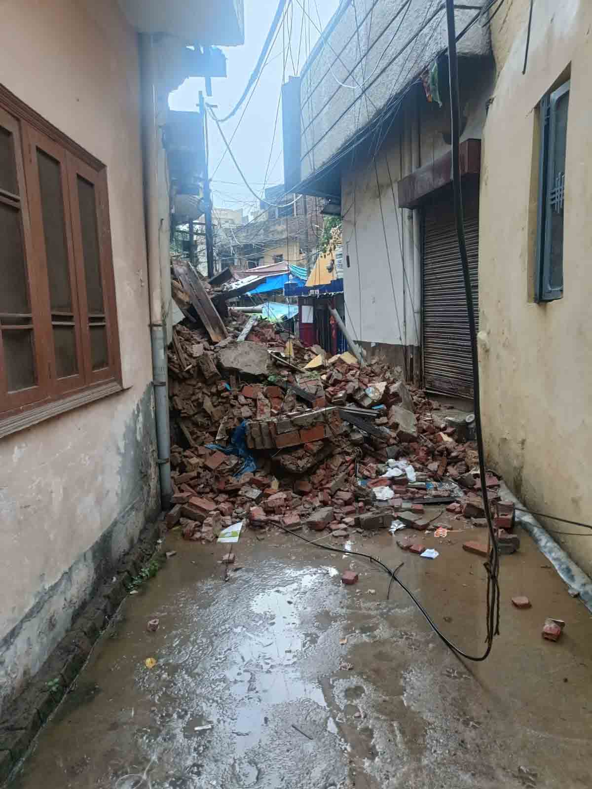 Unsafe Building Jalandhar
