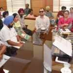 हरपाल चीमा ने कर्मचारी यूनियनों से उनके मुद्दों के समाधान के लिए की बैठकें
