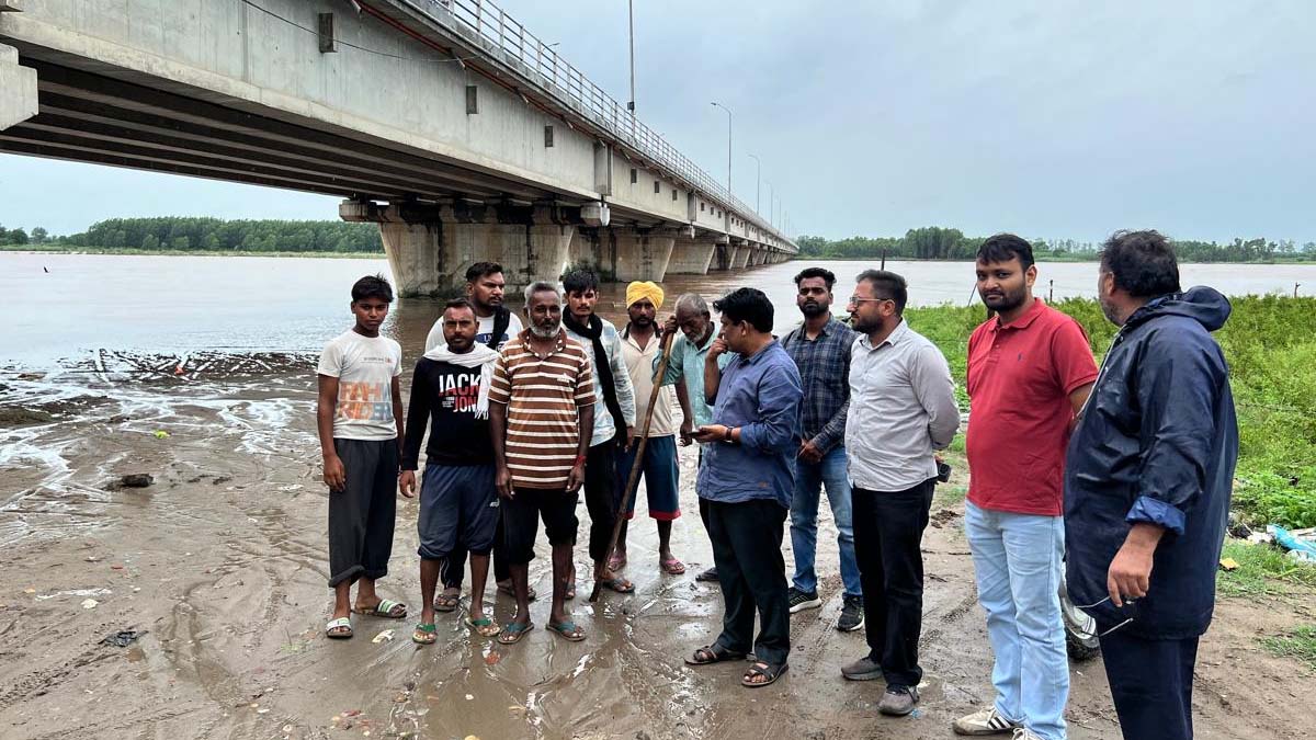 सतलुज दरिया से लगते बाढ़ संभावित क्षेत्रों पर जालंधर प्रशासन की कड़ी नज़र