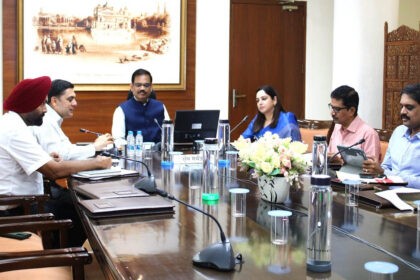 Punjab News: मुख्य सचिव द्वारा डिप्टी कमिश्नरों और नगर निगम कमिश्नरों को आगामी जनगणना को तैयारियों को लेकर दिए निर्देश