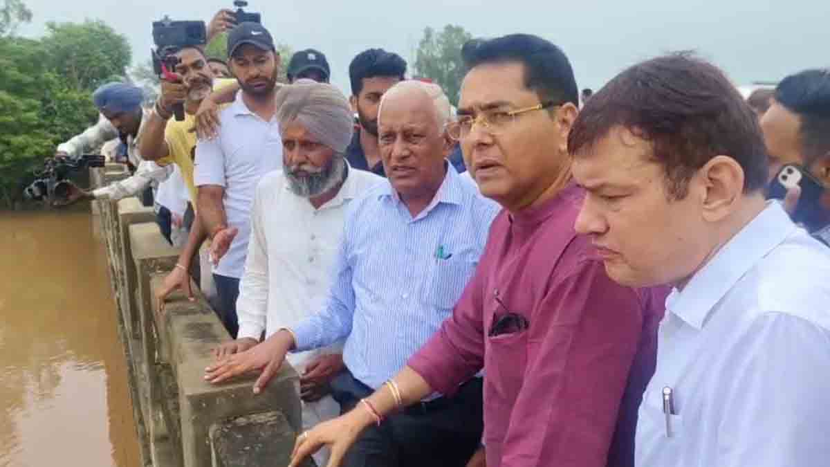 बाढ़ प्रभावित क्षेत्रों में लोगों की जान पंजाब सरकार के लिए सबसे कीमती - अमन अरोड़ा