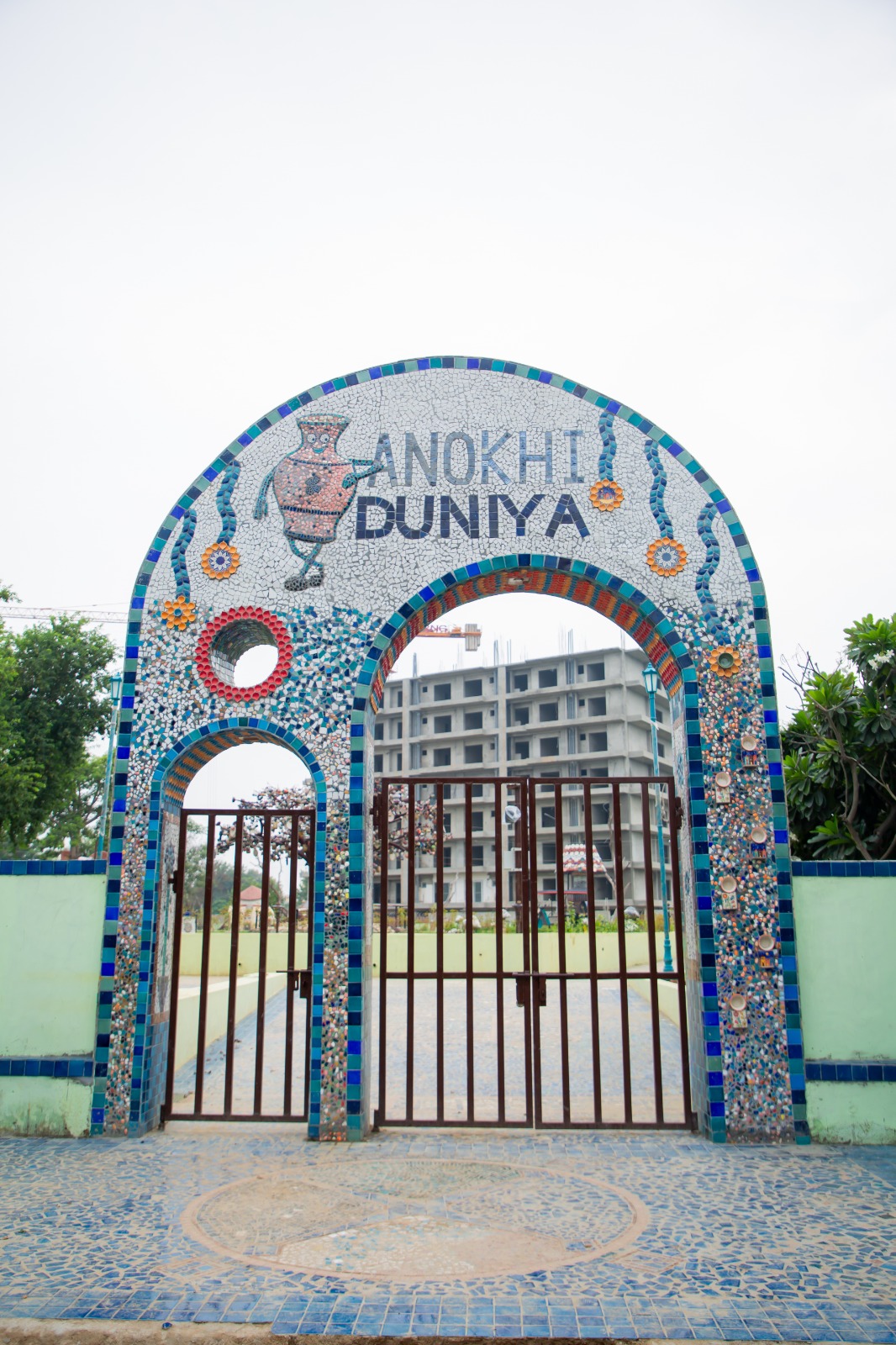 योगी सरकार का दुनिया का पहला सिरेमिक वेस्ट से बना 'अनोखी दुनिया' पार्क डिज्नी वर्ल्ड और जुरासिक पार्क को देगा मात