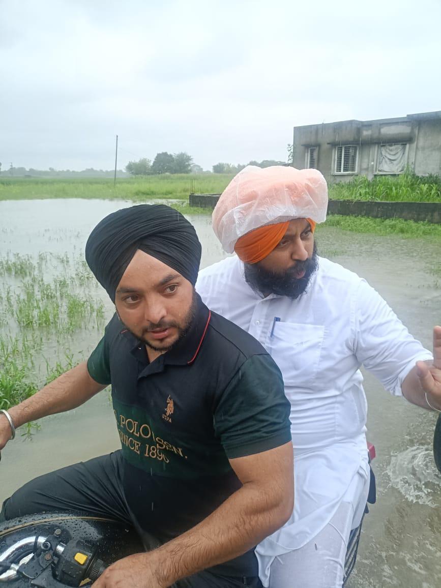 हरजोत बैंस ने बरसते बारिश में प्रभावित लोगों तक पहुंचकर प्रबंधों का लिया जायज़ा