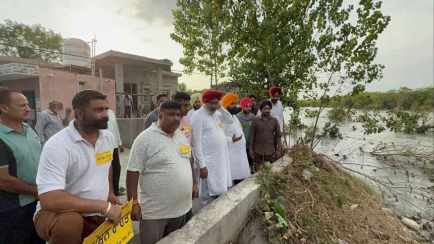 Harpal Singh Cheema and Harjot Bains visited flood affected areas