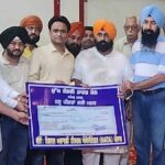 NATIONAL AWARDEE TEACHERS DONATE ₹1.25 LAKH FOR FLOOD RELIEF TO MARK TEACHER'S DAY