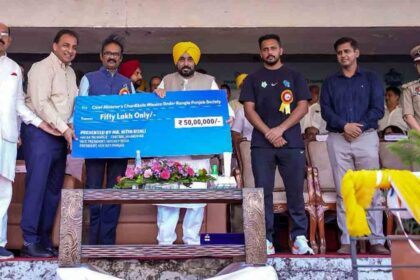 नितिन कोहली ने 'मिशन चढ़दी कला' के तहत 50 लाख रुपये बाढ़ राहत कोष में योगदान दिया