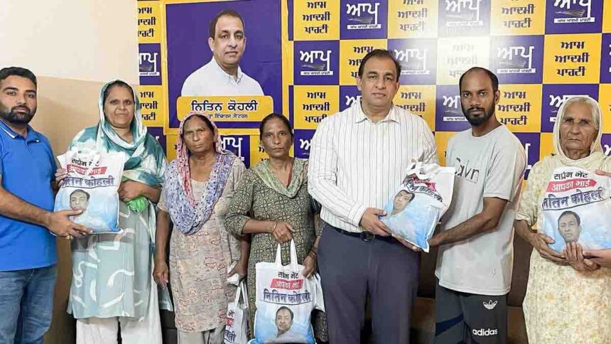 बारिश से प्रभावित लोगों की मदद के लिए नितिन कोहली आगे आए