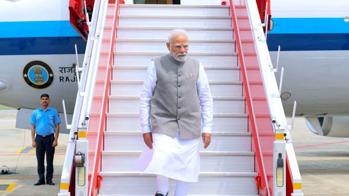 PM Narendra Modi in Kashi News Update