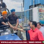 सांसद संजय सिंह और कैबिनेट मंत्रियों ने डेरा बाबा नानक में बाढ़ प्रभावित लोगों का हाथ थामा