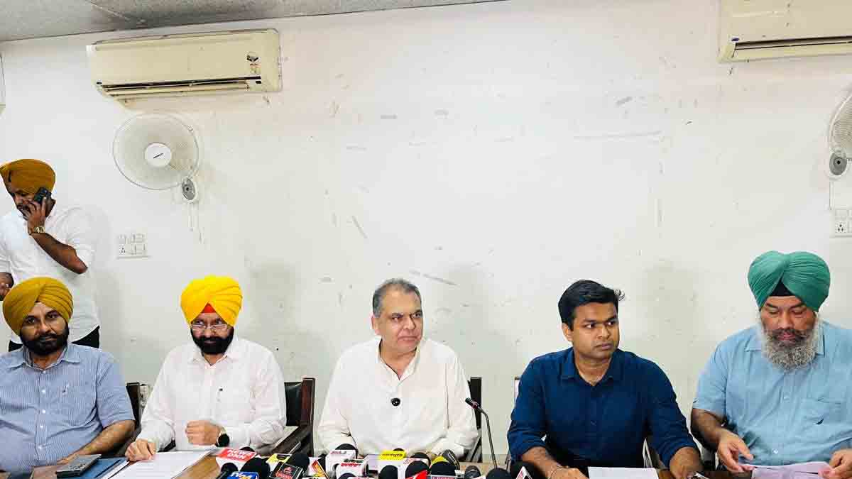 Sanjeev Arora Minister