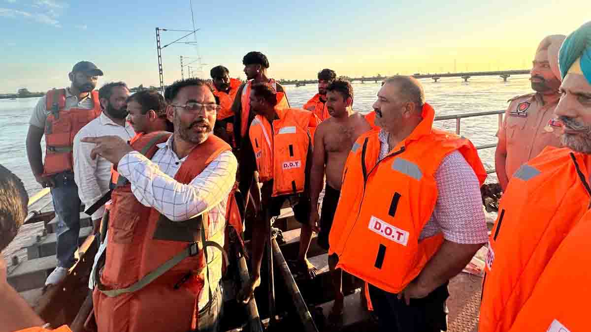 पूर्व सांसद सुशील रिंकू ने गिद्दड़पिंडी का किया दौरा, कहा- सतलुज पर बने रेलवे ब्रिज को अपग्रेड करवाएंगे