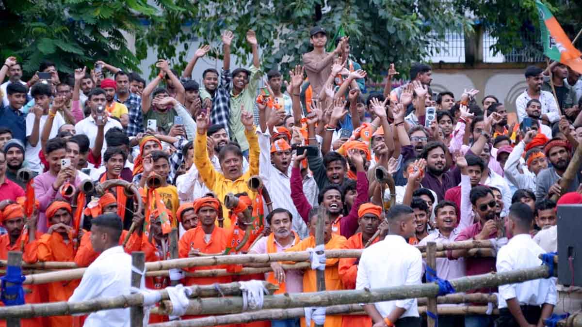 बिहार के सिवान में गरजे यूपी के मुख्यमंत्री योगी आदित्यनाथ