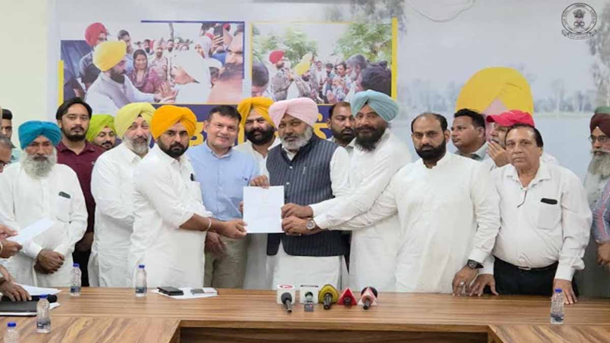 Harbhajan Singh, ETO, distributed compensation in Gurdaspur