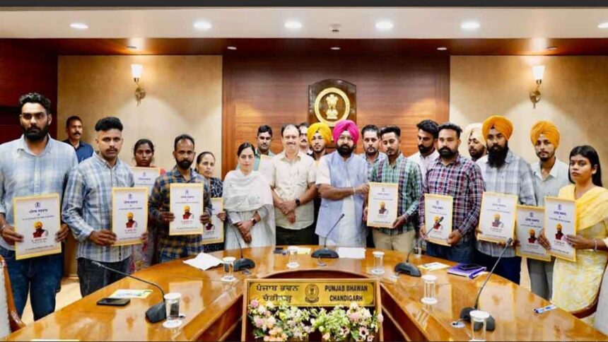 Hardeep Singh Mundian hands over appointment letters to newly appointed employees