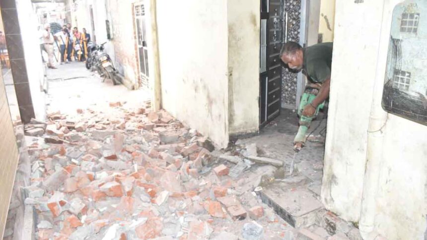 Jalandhar Police Action Taken Against Female Drug Smugglers Demolished Home