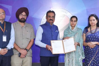 सांसद डॉ. अशोक कुमार मित्तल ने पूरा किया वादा, बाढ़ पीड़ित परिवारों को दिलवाई नौकरी