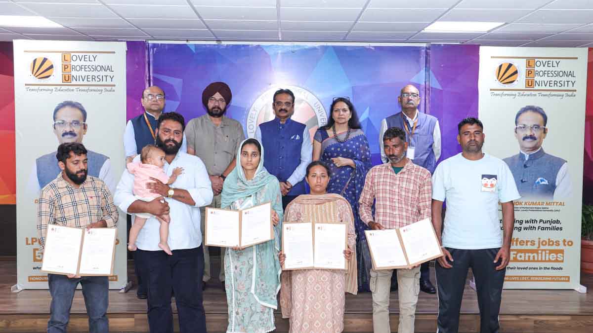 : सांसद डॉ. अशोक कुमार मित्तल ने पूरा किया वादा, बाढ़ पीड़ित परिवारों को दिलवाई नौकरी