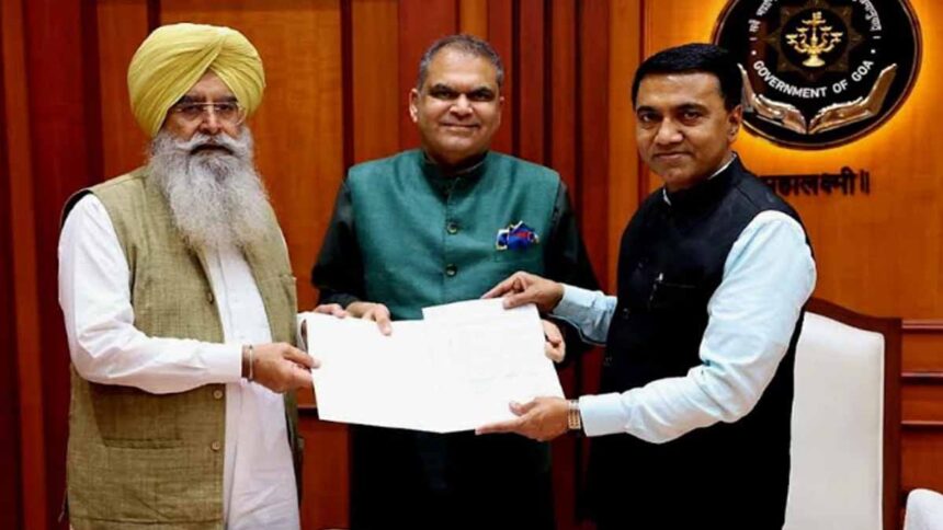 Sanjeev Arora and Gurmeet Singh Khuddian invite Goa CM for the 350th Martyrdom Day