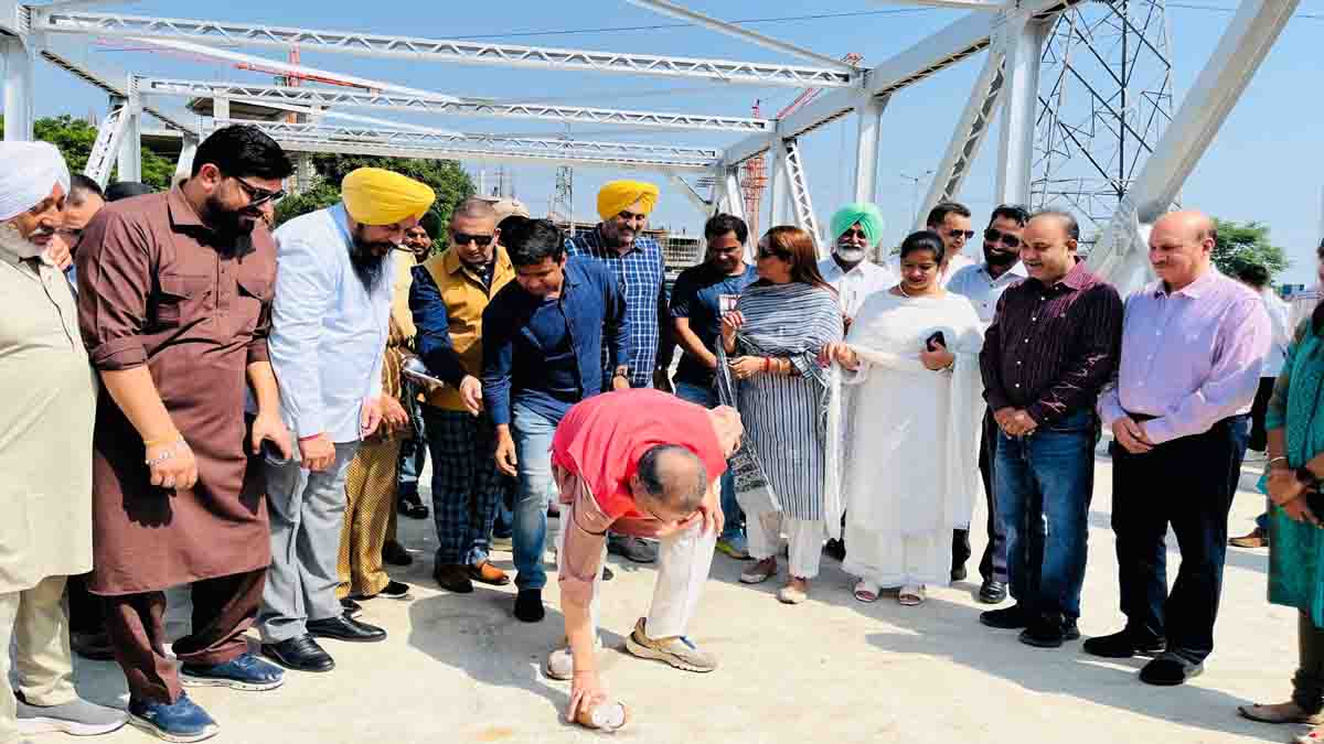 Sanjeev Arora inaugurated a bridge over the Sidhwan Canal