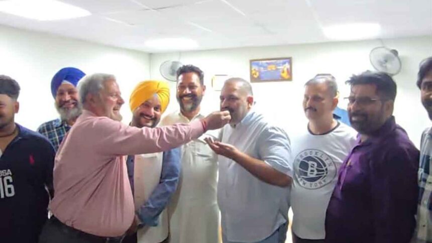जालंधर के अर्बन एस्टेट में पूर्व सांसद सुशील रिंकू का भव्य स्वागत और धन्यवाद 