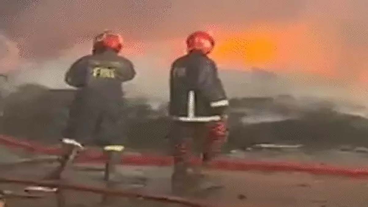 Fire Breaks Out At Dhaka International Airport