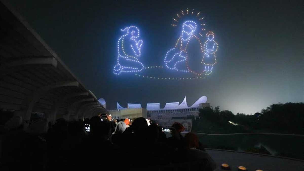 CM Mann and Kejriwal participated in the drone show