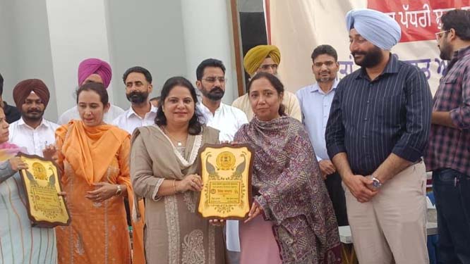 Dr. Baljit Kaur launches State Level Women Health and Employment Camp