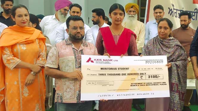 Dr. Baljit Kaur launches State Level Women Health and Employment Camp