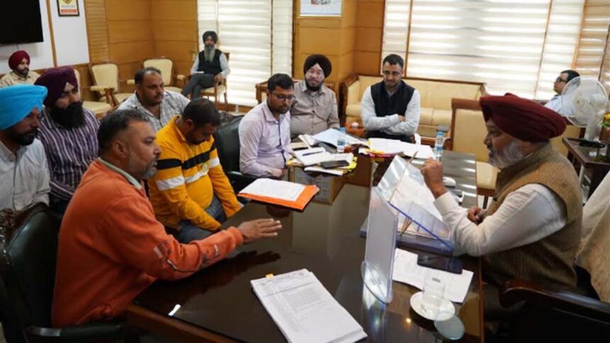 Harpal Singh Cheema holds meetings with employee unions