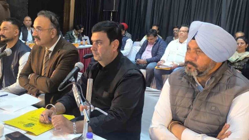 जालंधर में मेयर की 'रणनीति' के आगे कांग्रेस-भाजपा का हंगामा बेकार, मिनटों में पास हो गया करोड़ों का प्रस्ताव