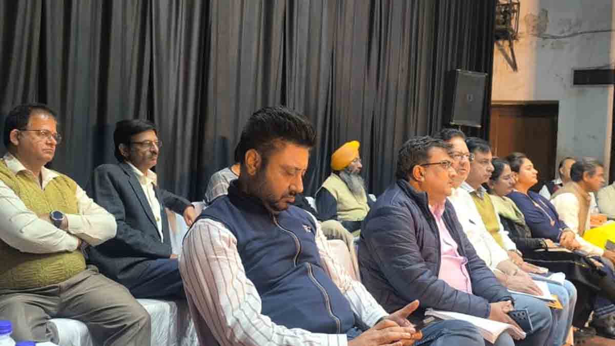 जालंधर में मेयर की 'रणनीति' के आगे कांग्रेस-भाजपा का हंगामा बेकार, मिनटों में पास हो गया करोड़ों का प्रस्ताव