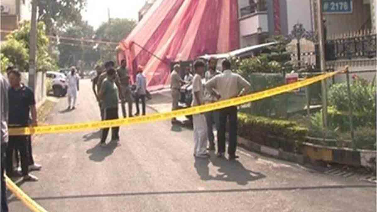 Miscreants opened fire in Chandigarh
